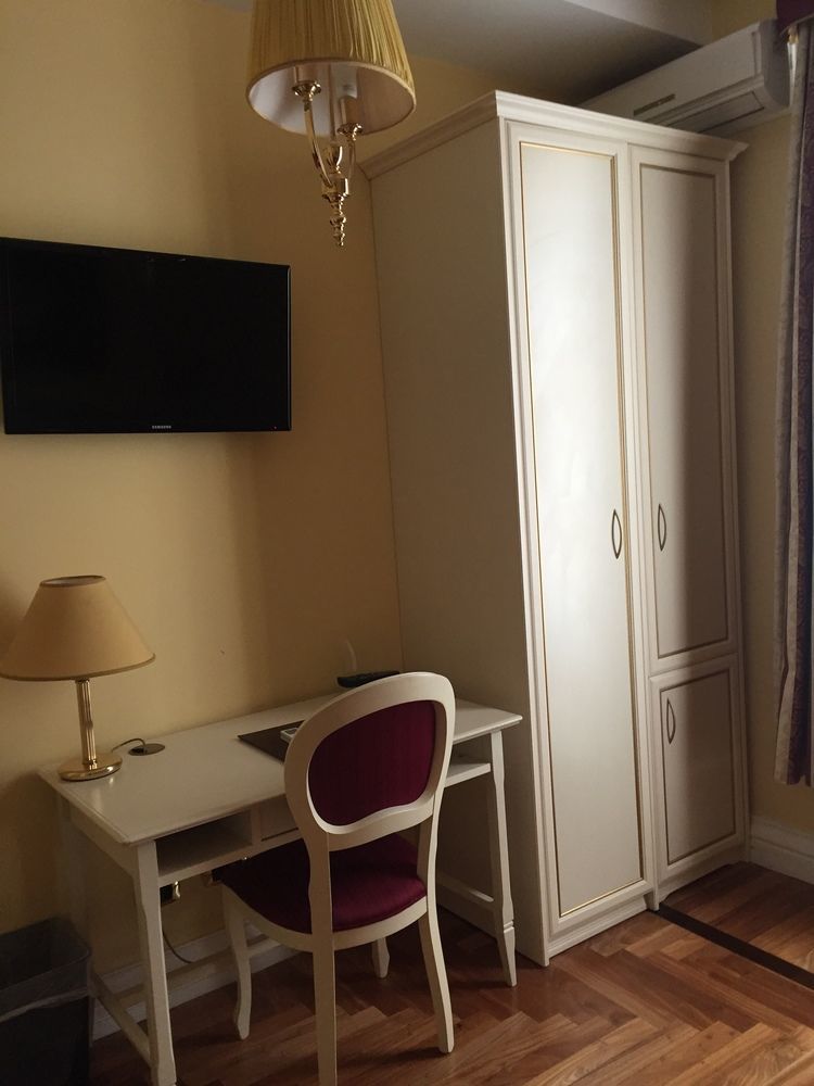 Gasthof Relais Frattina Rom